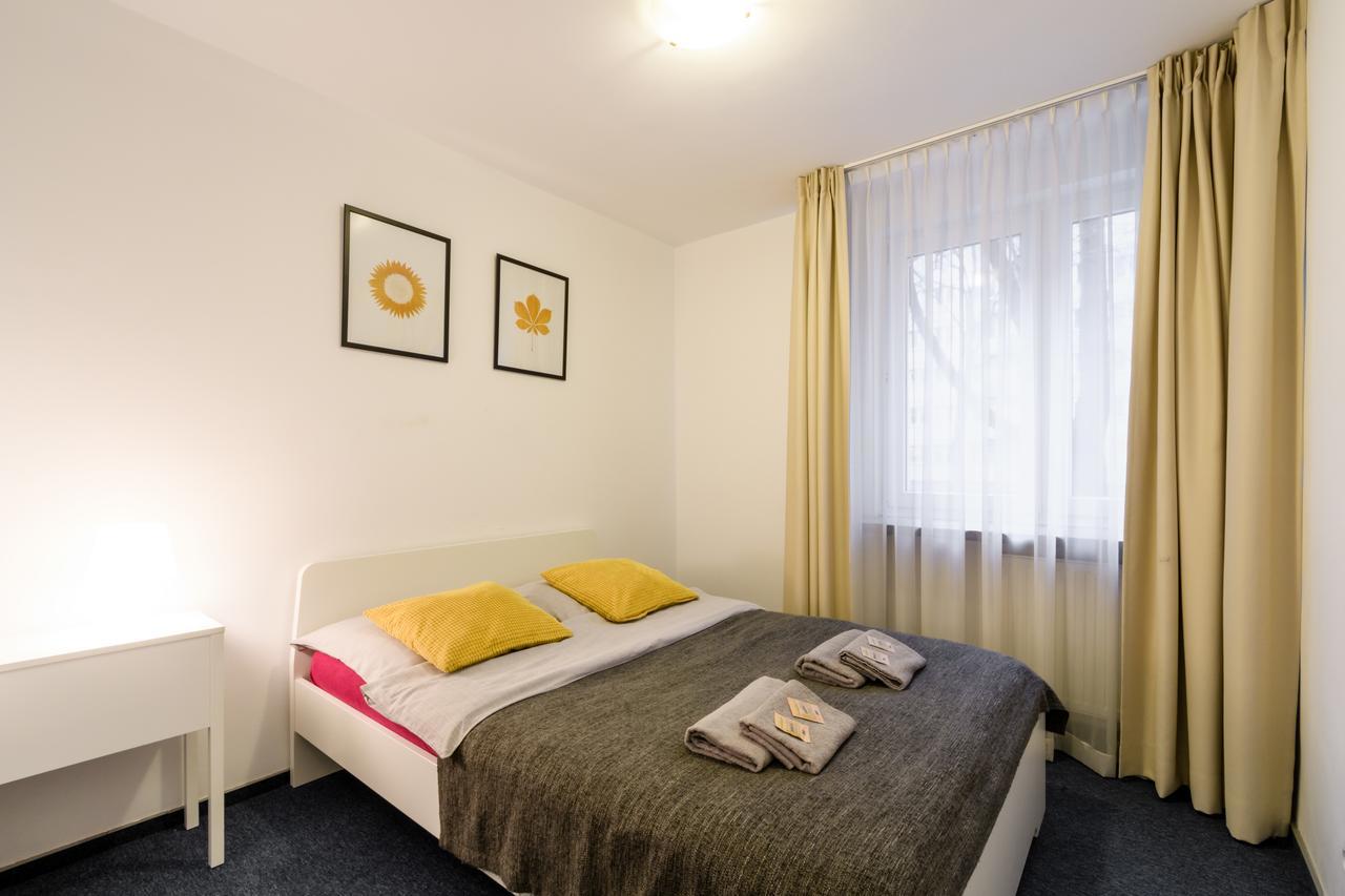 Central Suites&Studios Varsovia Exterior foto